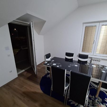 Apartmani Mladenovic Kijevo Extérieur photo