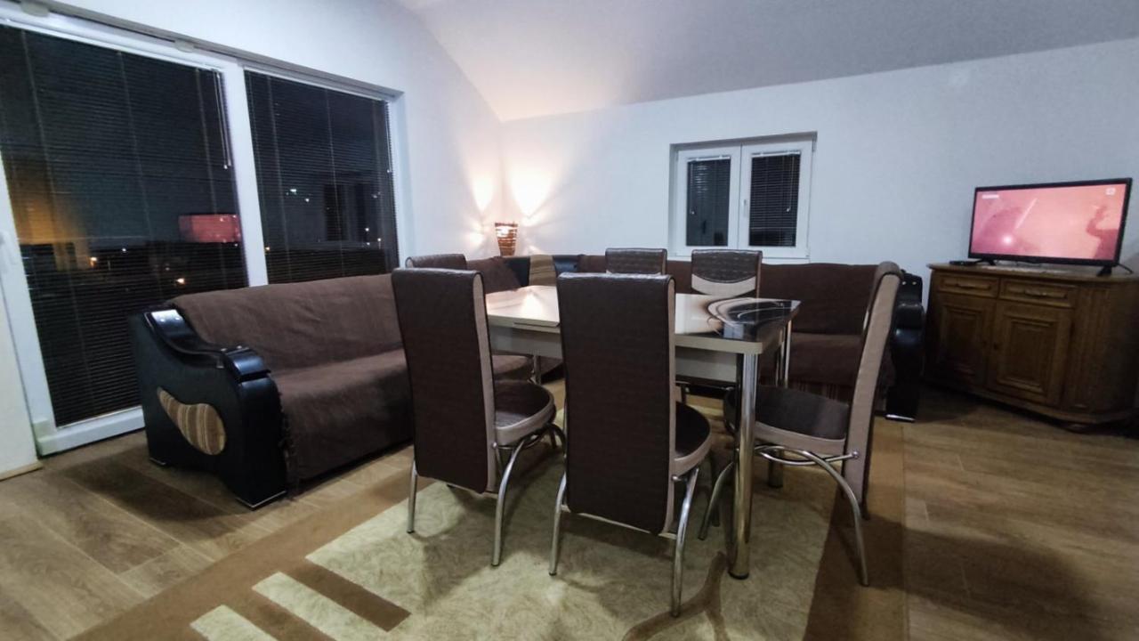 Apartmani Mladenovic Kijevo Extérieur photo