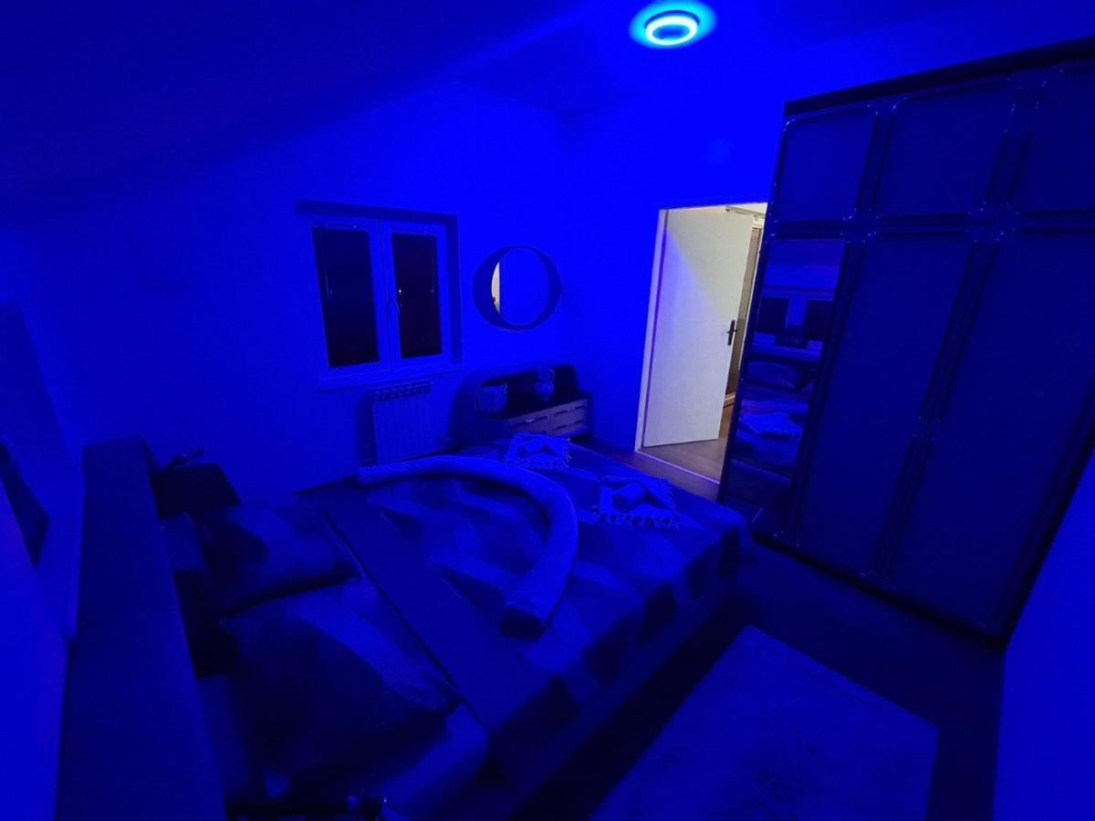 Apartmani Mladenovic Kijevo Extérieur photo