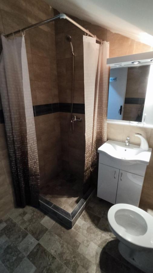 Apartmani Mladenovic Kijevo Extérieur photo